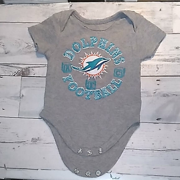 NfL Dolphins Football onsie newborn - Picture 1 of 3